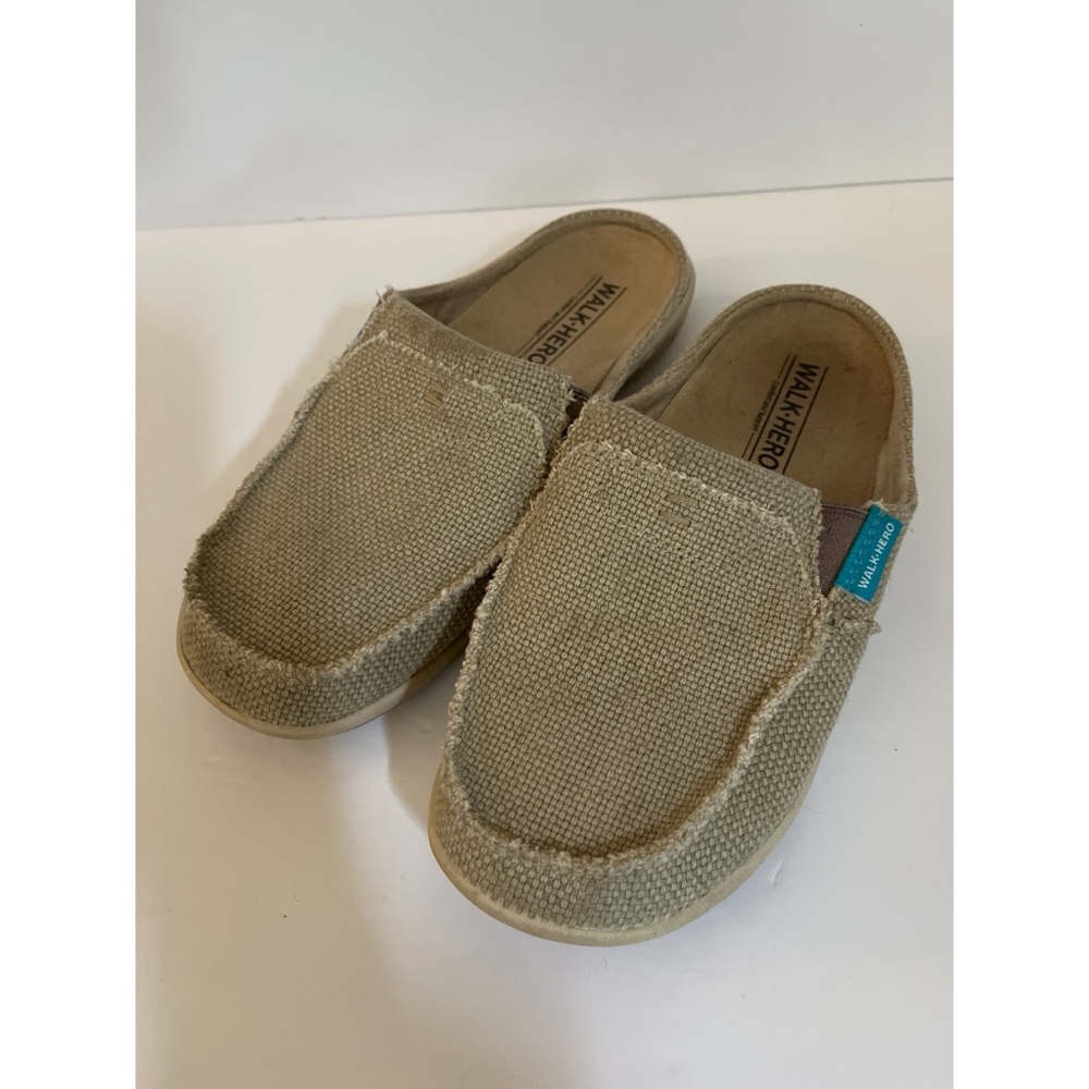 Walk Hero Woven Slip Ons Women’s Size 8